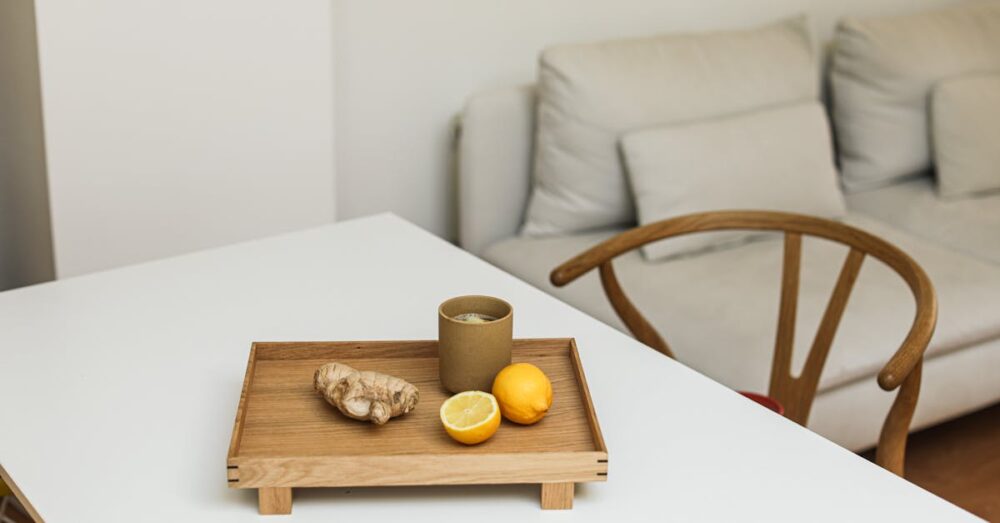 臭わない清潔なキッチンの様子と習慣を示すイラスト